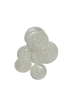 Set 120 nasturi poliester cu patru gauri alb melanj Mabo L.32 ,2cm L.24 1.5 cm