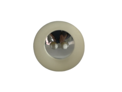 Set 20 nasturi poliester cu 2 gauri alb perlat mat+interior nichel Mabo L.40 2.5 cm