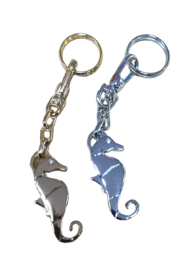 Set 2 brelocuri metalice cu stras fashion gold/silver calut de mare