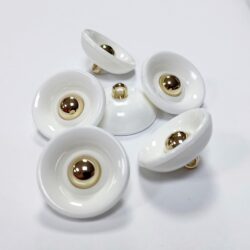 Nasturi nylon cu picior 28mm